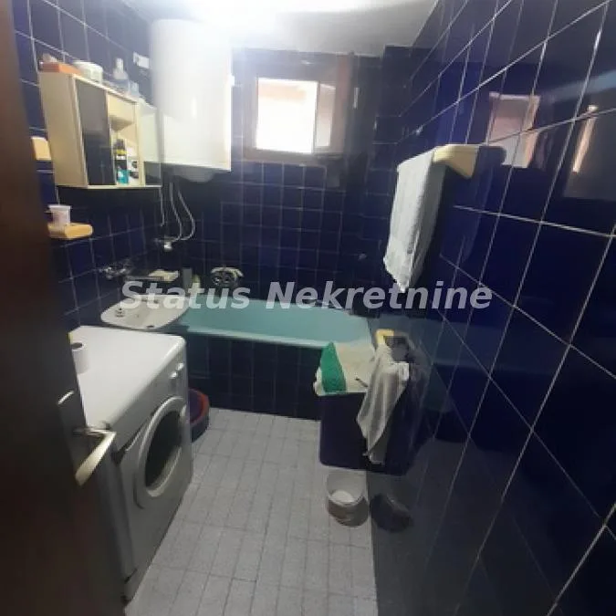 Kuća Prodaja Inđija  180 m2