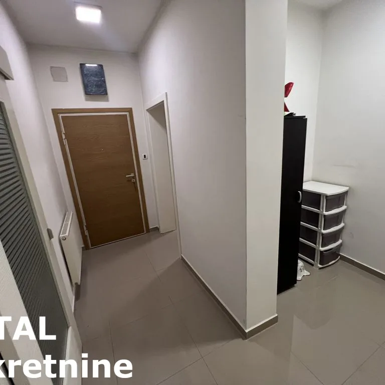 Trosoban stan na prodaju, Veternik, Novi Sad, 87m², Prizemlje, 170.000 €