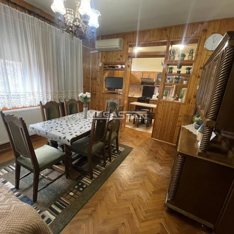 Kuća na prodaju, Centar, Zrenjanin, 363m², 190.000 €