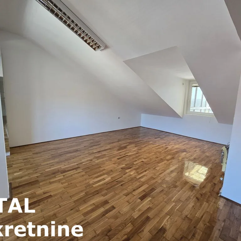 Stan Prodaja Novi Sad  216 m2