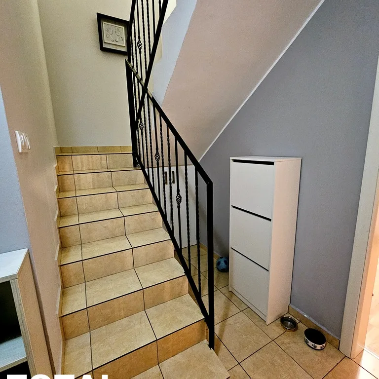 Trosoban stan na prodaju, Nova Detelinara, Novi Sad, 83m², 5. sprat, 186.750 €
