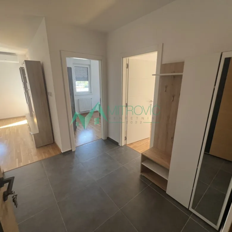 Stan Izdavanje Novi Sad Bulevar Patrijarha Pavla 55 m2