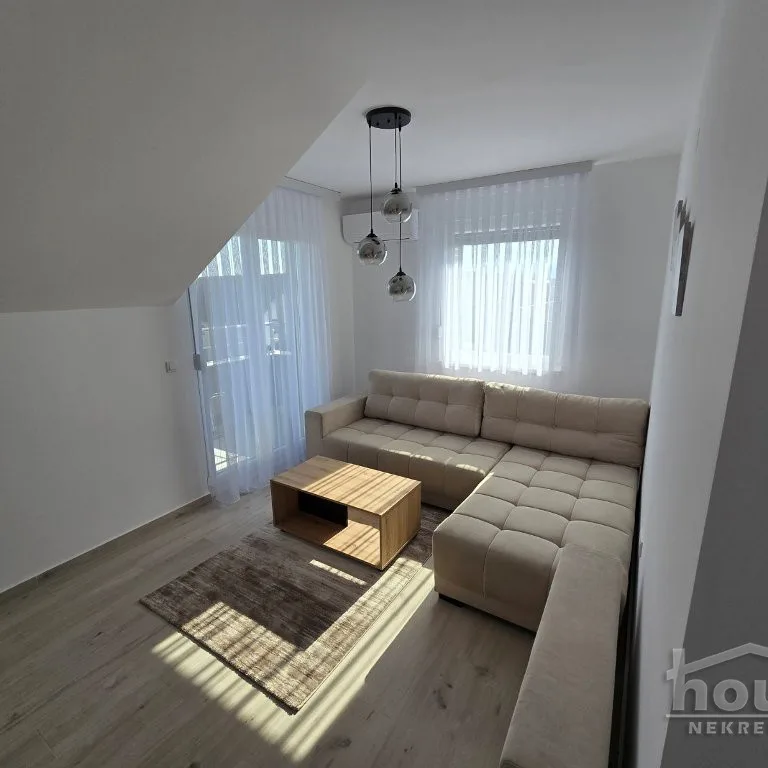 Stan Prodaja Novi Sad  88 m2
