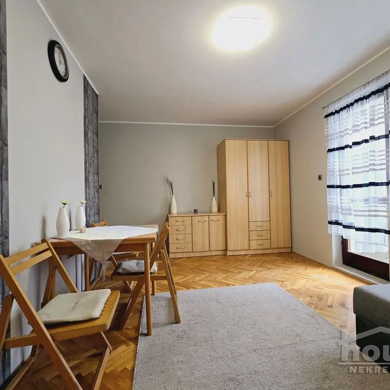 Stan Izdavanje Novi Sad  29 m2