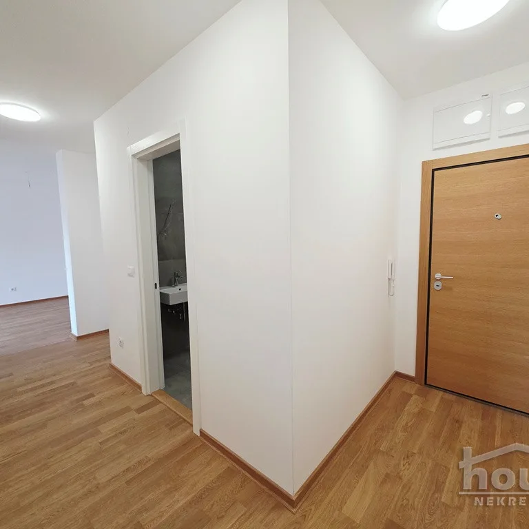 Trosoban stan na prodaju, Telep, Novi Sad, 79m², 4. sprat, 216.120 €