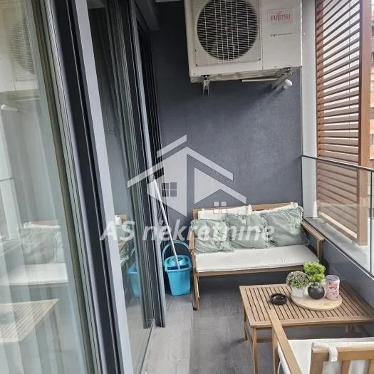 Trosoban stan za izdavanje, Kneza Miloša, Beograd, 89m², 2.500 €/mes
