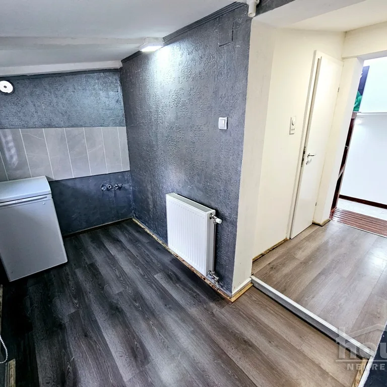 Stan Prodaja Novi Sad  50 m2