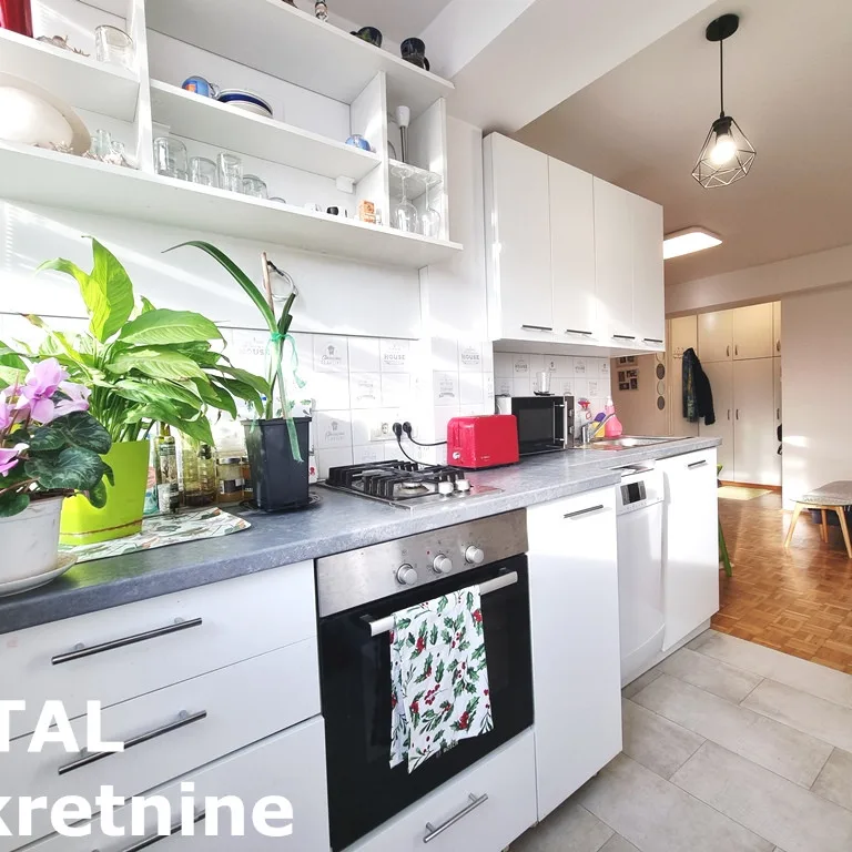 Troiposoban stan na prodaju, Bulevar Oslobođenja, Novi Sad, 53m², 7. sprat, 160.000 €