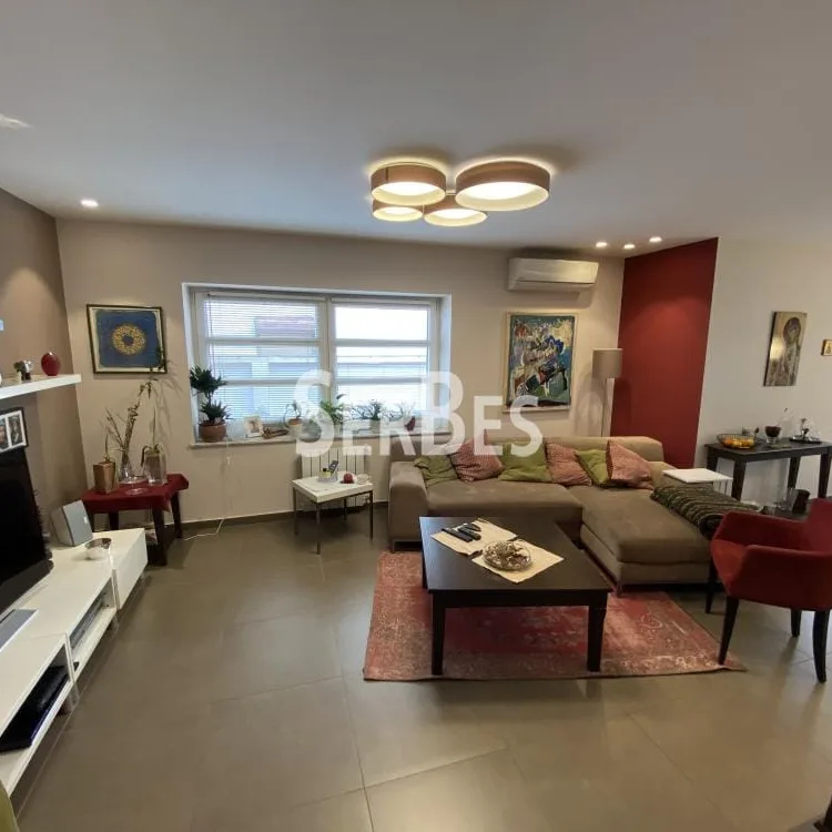 Kuća Prodaja Novi Sad  290 m2