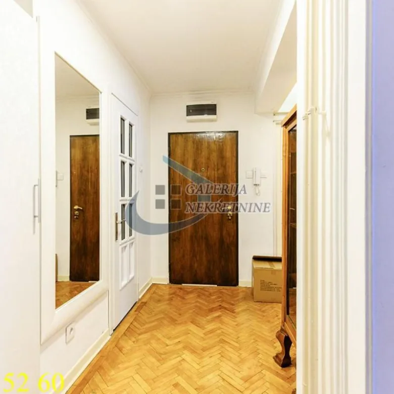 Četvorosoban stan na prodaju, Centar, Beograd, 105m², 349.000 €
