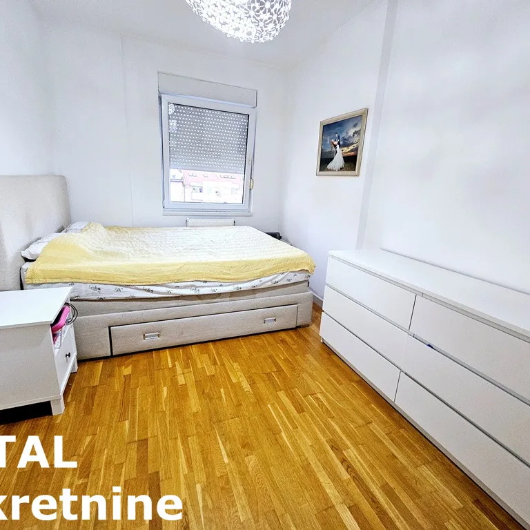 Trosoban stan na prodaju, Nova Detelinara, Novi Sad, 83m², 5. sprat, 186.750 €