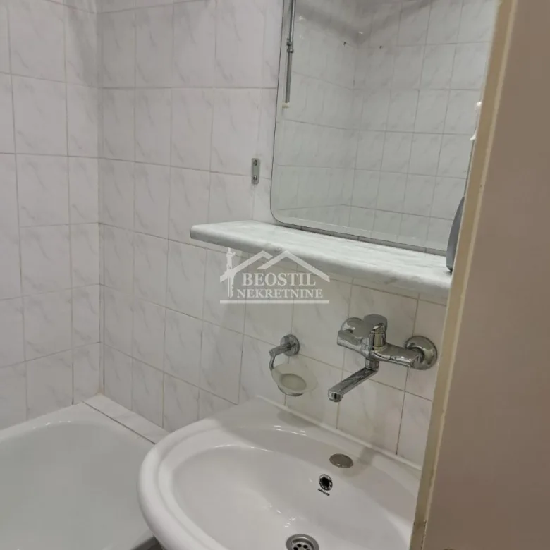 Stan Izdavanje Beograd Dorćol 62 m2