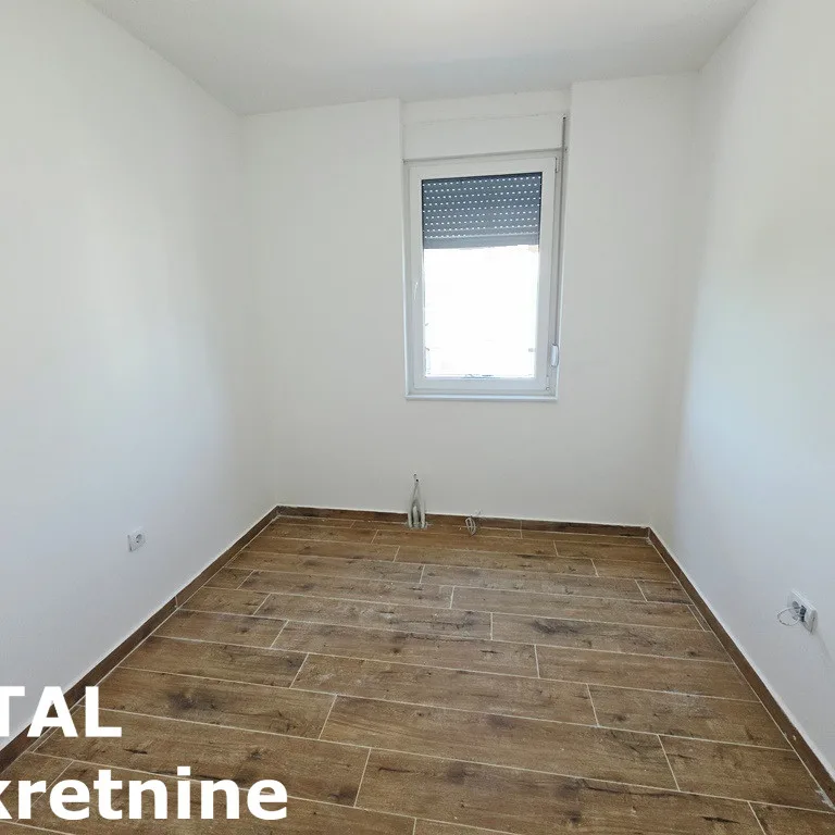 Stan Prodaja Novi Sad  50 m2