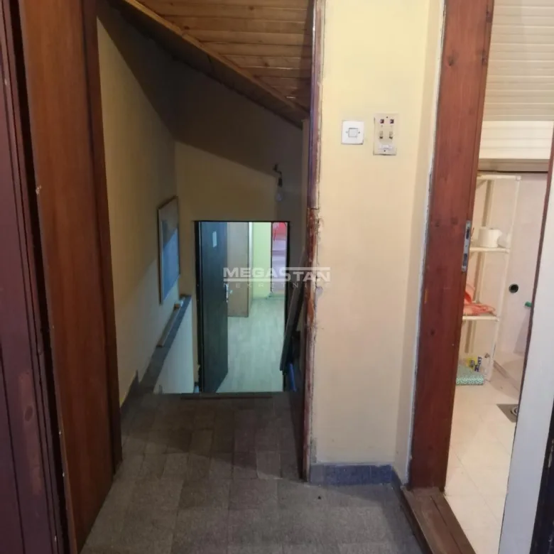 Lokal na prodaju, Vojlovica, Pančevo, 382m², 270.000 €