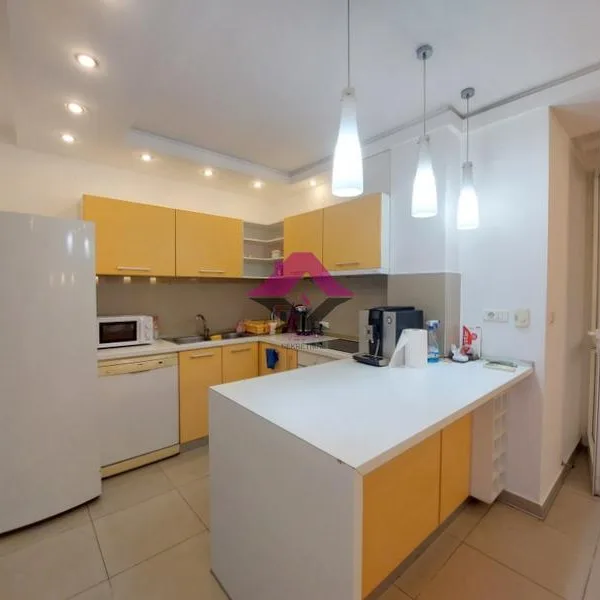 Kuća Izdavanje Beograd Banovo Brdo 142 m2