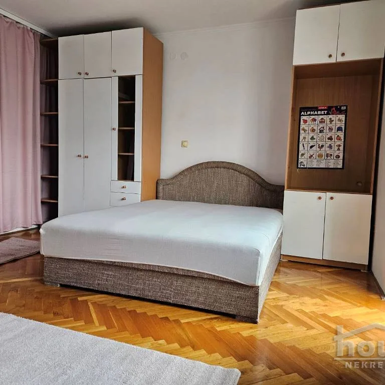 Jednoiposoban stan na prodaju, Grbavica, Novi Sad, 53m², 140.400 €