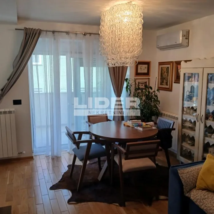 Stan Prodaja Beograd Učiteljsko Naselje 150 m2