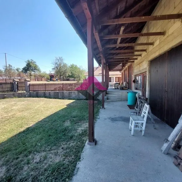 Kuća na prodaju, Progoreoci, Aranđelovac, 583m², 110.000 €