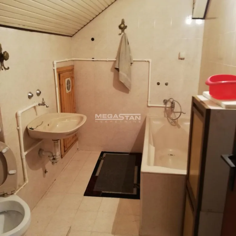 Lokal na prodaju, Vojlovica, Pančevo, 382m², 270.000 €