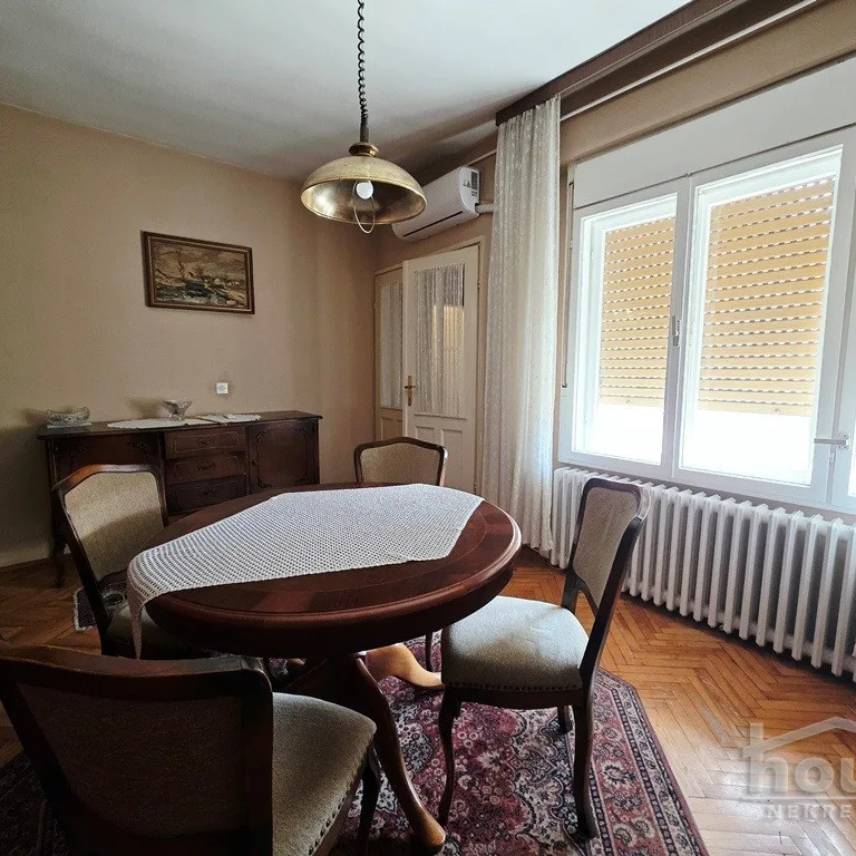 Četvorosoban stan na prodaju, Centar, Novi Sad, 130m², 2. sprat, 370.000 €