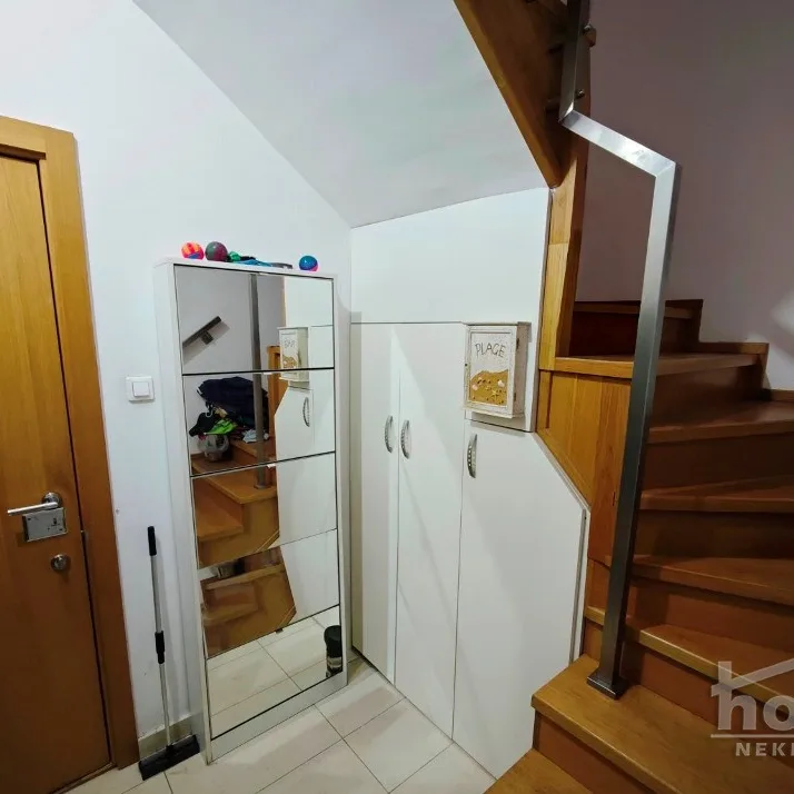 Stan Prodaja Novi Sad  105 m2