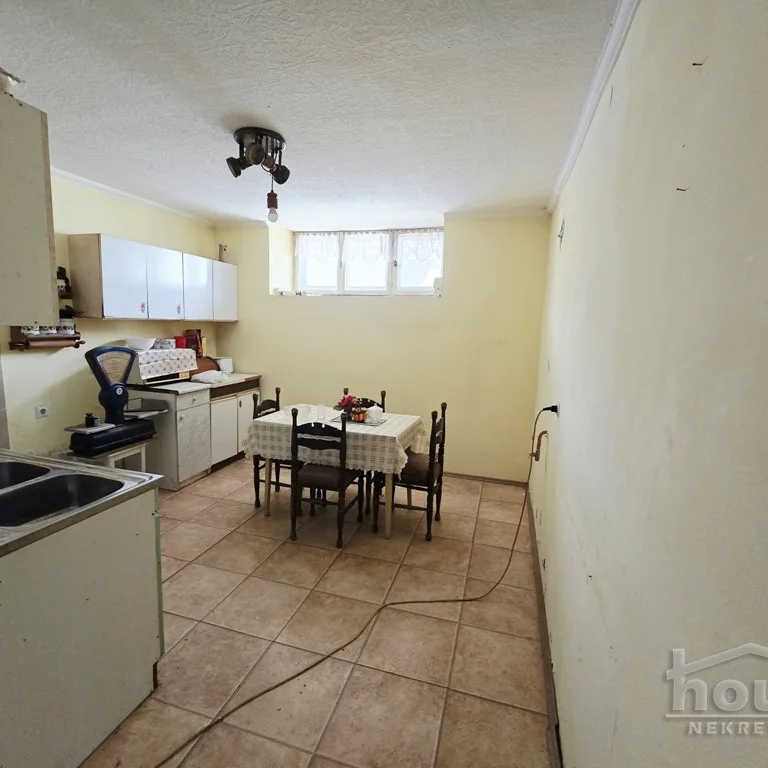 Kuća Prodaja Novi Sad  321 m2