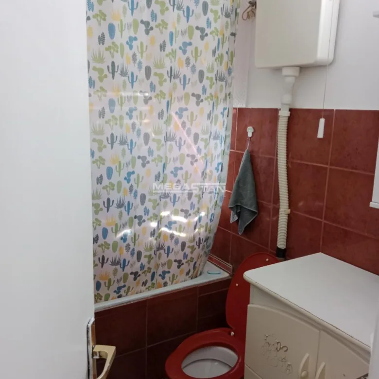 Četvorosoban stan na prodaju, Rvati, Beograd, 86m², 150.000 €