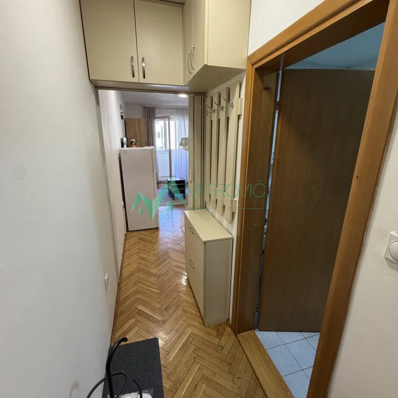 Stan Prodaja Novi Sad Nova Detelinara 25 m2