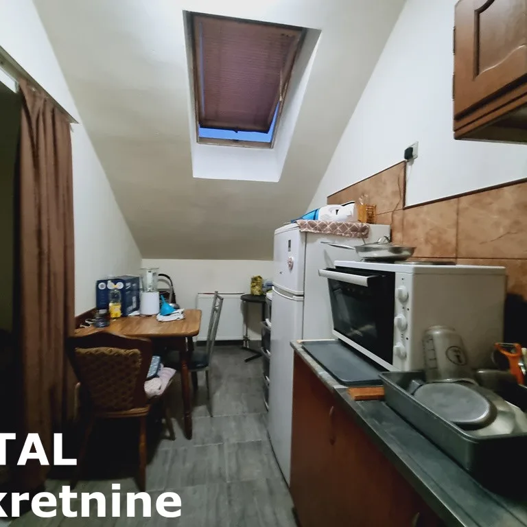 Troiposoban stan na prodaju, Bulevar Oslobođenja, Novi Sad, 78m², 6. sprat, 200.000 €