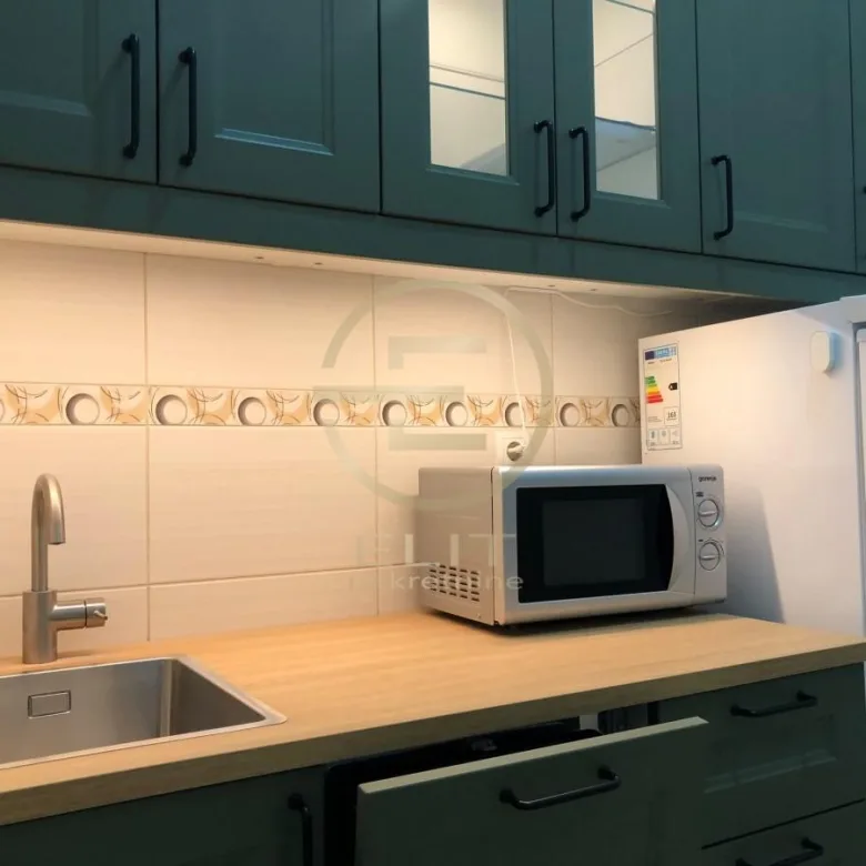 Lokal Izdavanje Novi Sad  113 m2