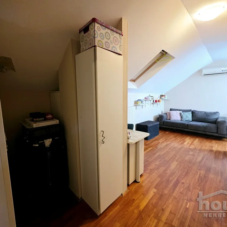 Četvorosoban stan na prodaju, Grbavica, Novi Sad, 102m², 3. sprat, 275.000 €