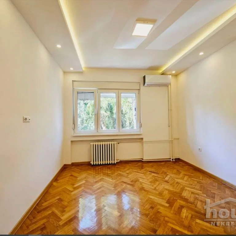 Stan Izdavanje Novi Sad Kej 77 m2