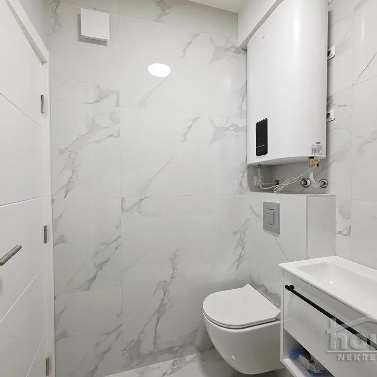 Stan Prodaja Novi Sad  42 m2