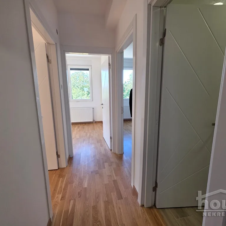 Četvorosoban stan na prodaju, Petrovaradin, Novi Sad, 89m², 1. sprat, 178.000 €