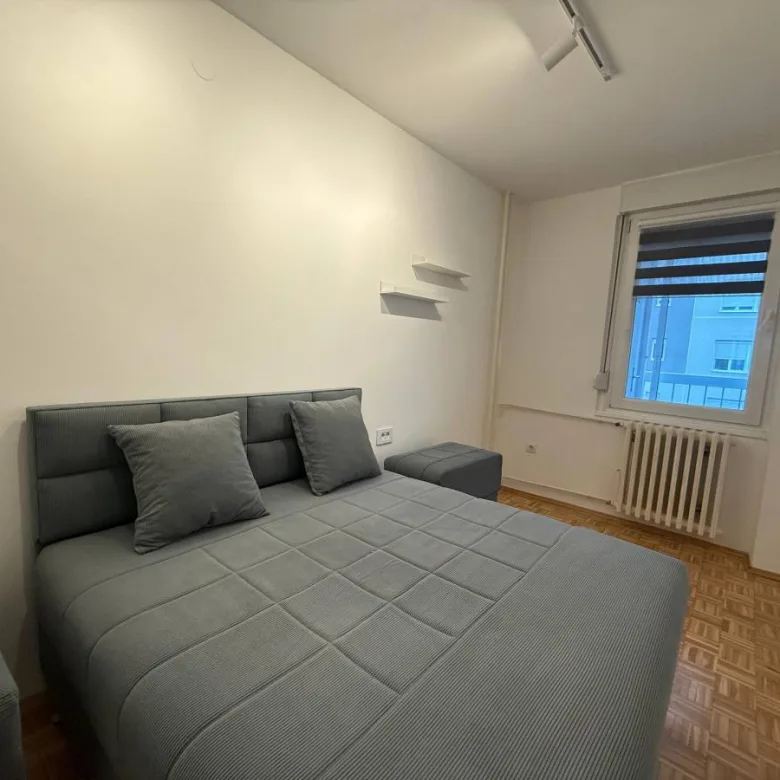 Stan Prodaja Novi Sad  40 m2
