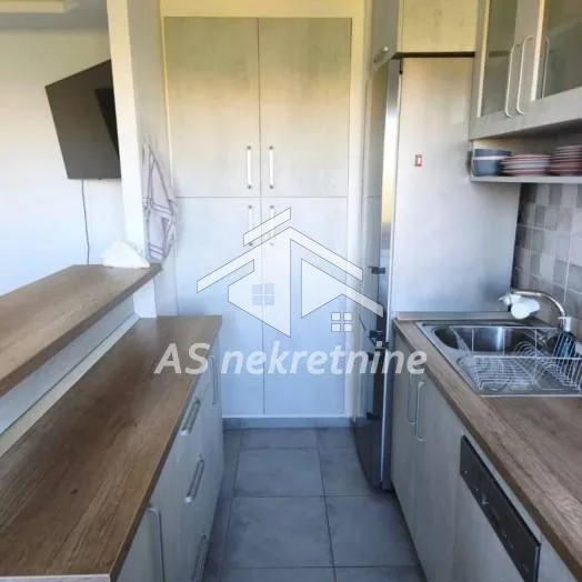 Stan Izdavanje Beograd Blok 28 58 m2
