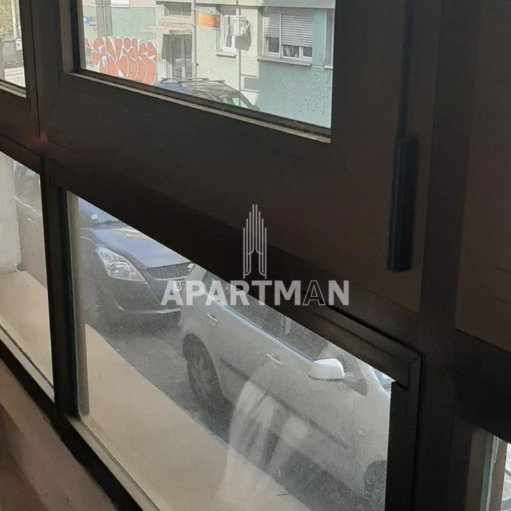 Dvoiposoban stan na prodaju, Karađorđev Park, Beograd, 73m², 1. sprat, 299.000 €