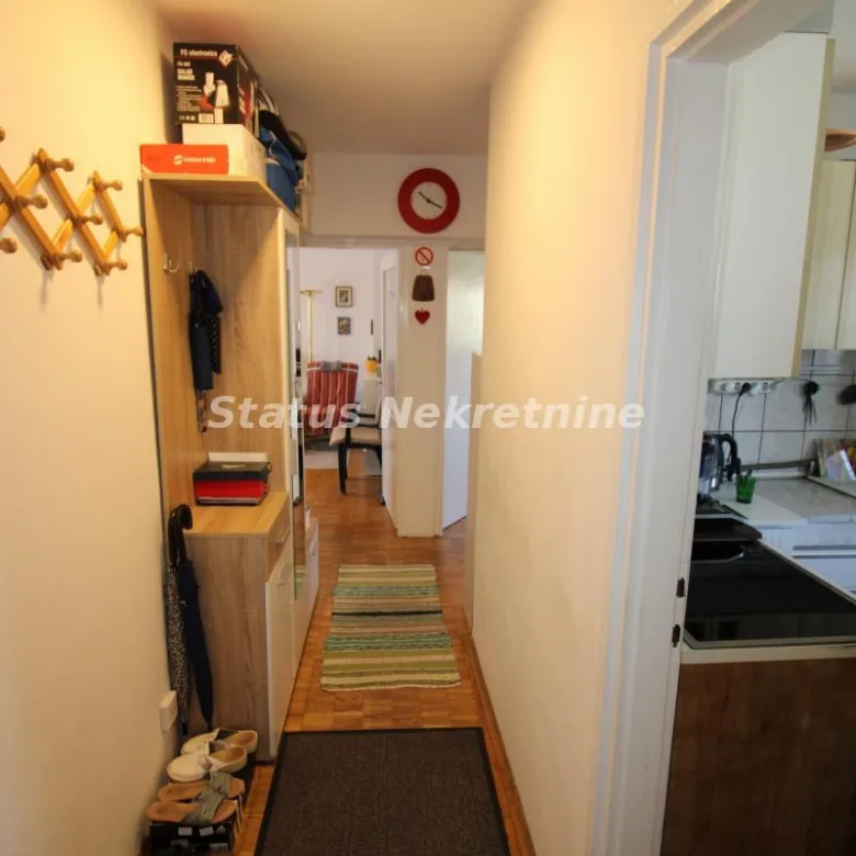 Stan Prodaja Novi Sad  53 m2