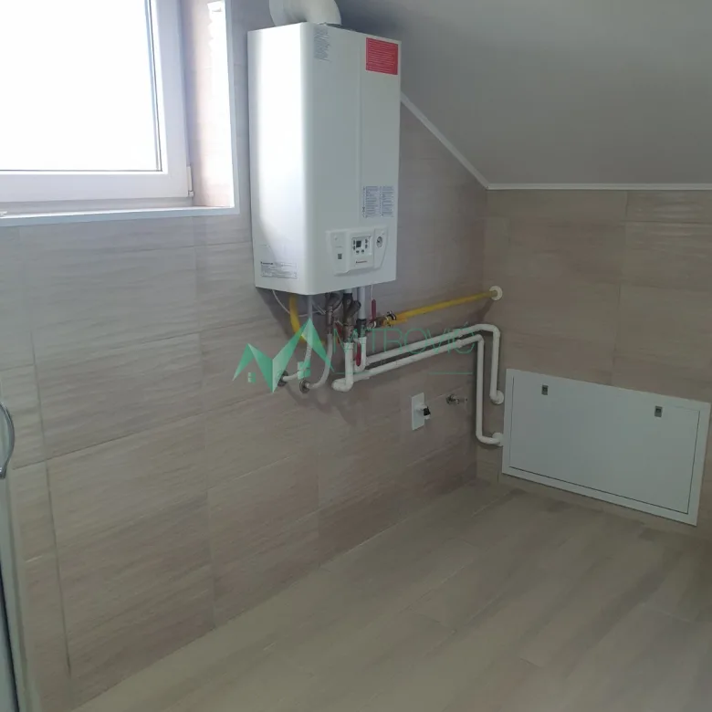 Dvoiposoban stan na prodaju, Klisa, Novi Sad, 71m², 113.300 €