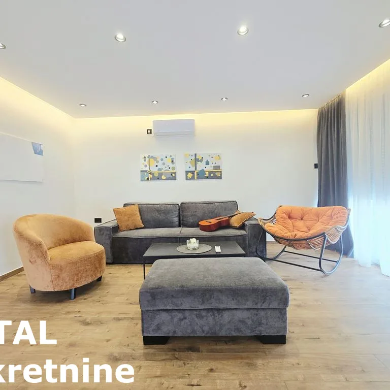 Kuća Prodaja Beočin  222 m2