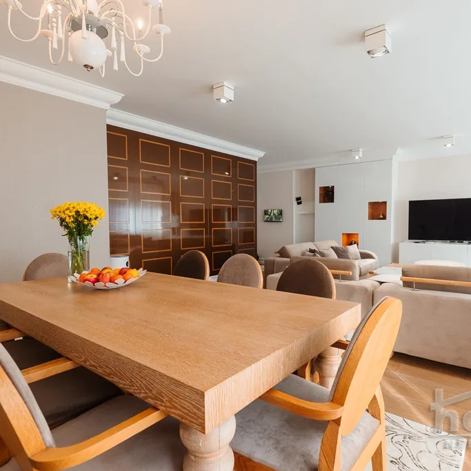 Stan Prodaja Novi Sad  213 m2