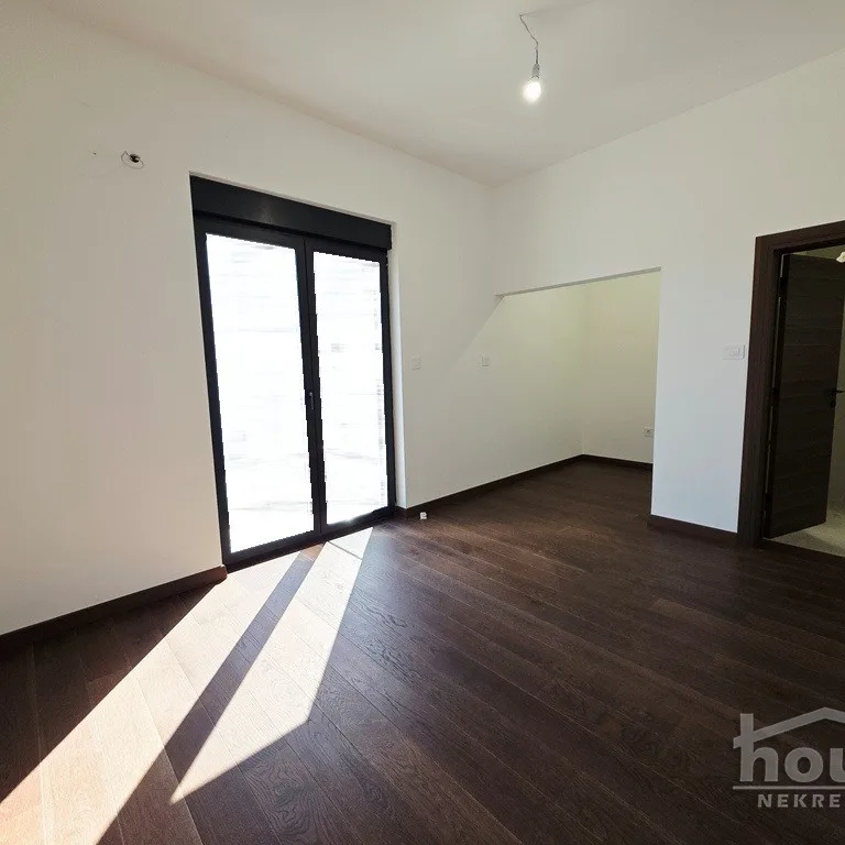 Stan Prodaja Novi Sad  140 m2