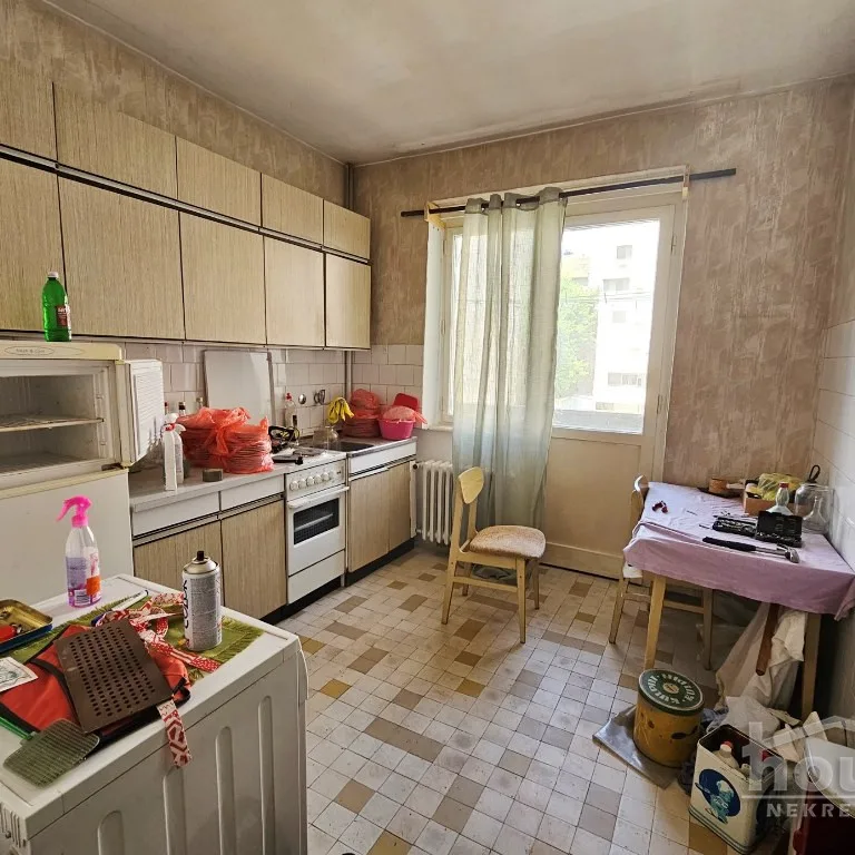 Stan Prodaja Novi Sad  65 m2