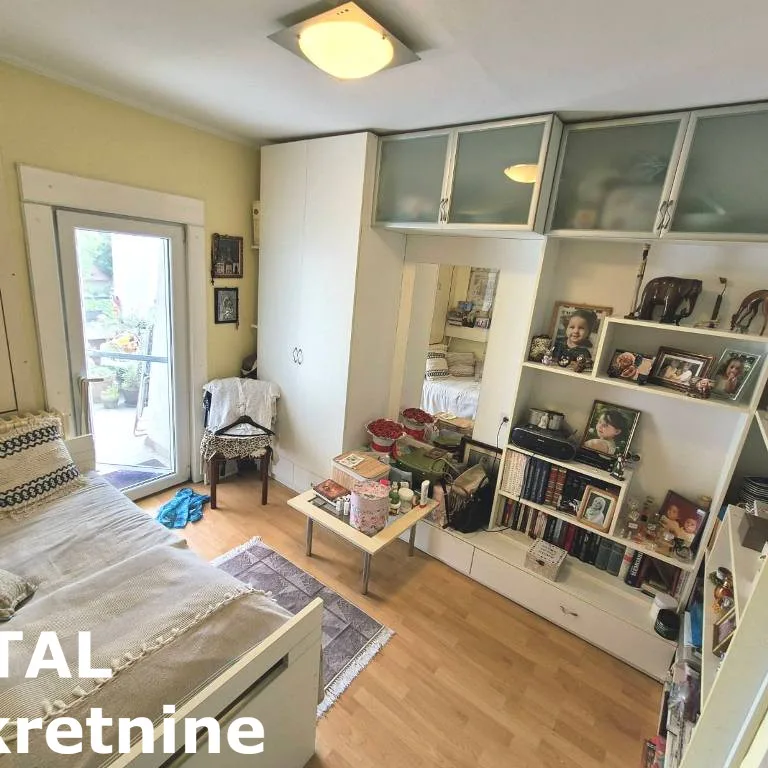 Četvorosoban stan na prodaju, Centar, Novi Sad, 115m², 3. sprat, 290.000 €