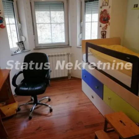 Kuća Prodaja Vrdnik  860 m2