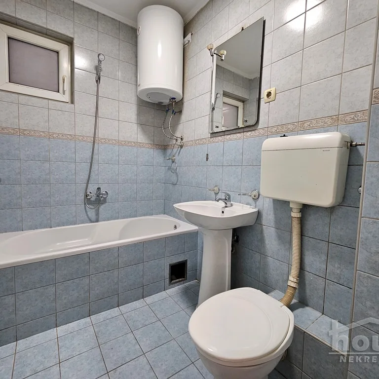 Stan Prodaja Novi Sad  44 m2