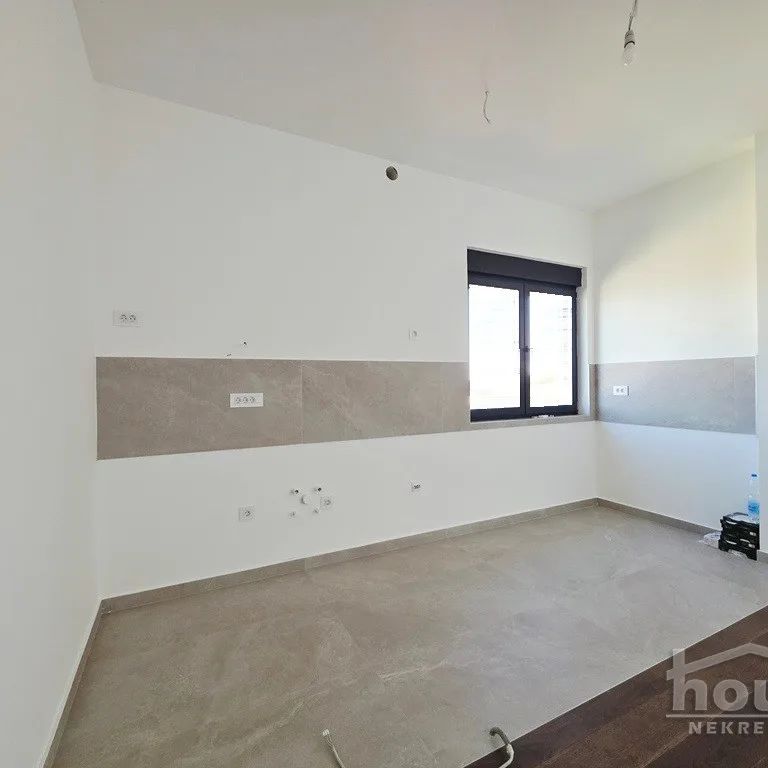 Stan Prodaja Novi Sad  140 m2