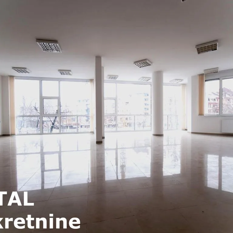 Lokal Izdavanje Novi Sad  111 m2