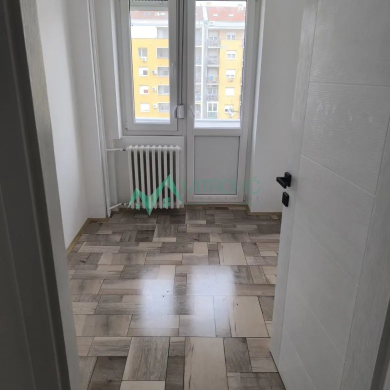 Stan Prodaja Novi Sad  52 m2