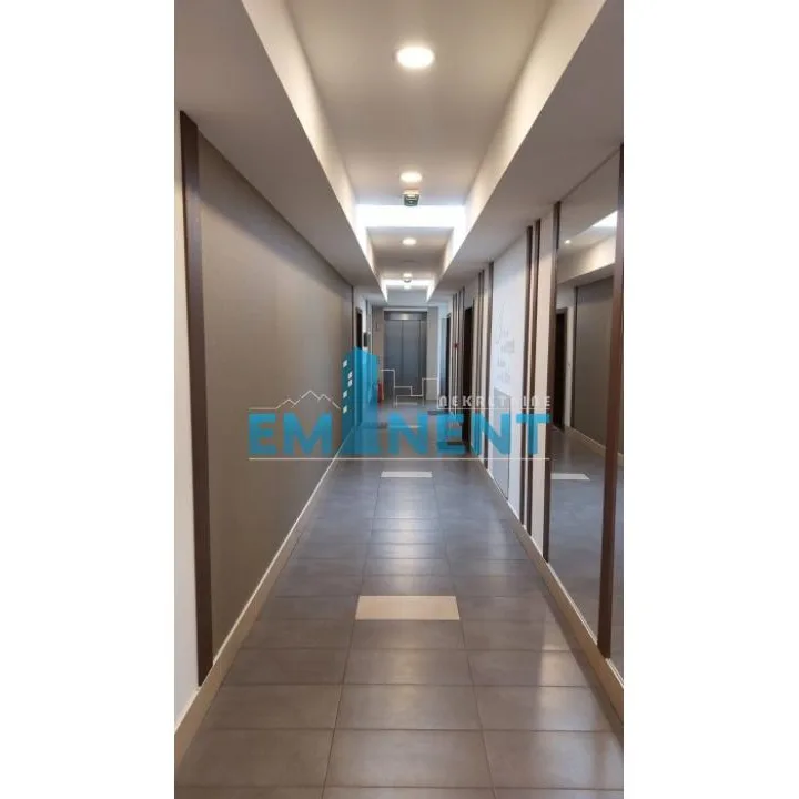 Trosoban stan za izdavanje, Južni Bulevar, Beograd, 73m², 1.400 €/mes